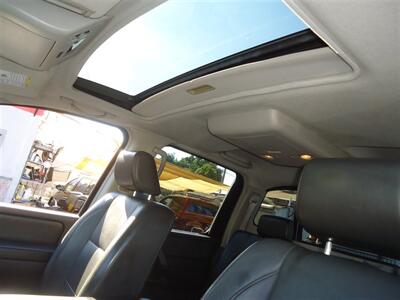 2005 Nissan Titan LE   - Photo 21 - Van Nuys, CA 91405