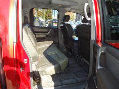 2005 Nissan Titan LE   - Photo 12 - Van Nuys, CA 91405