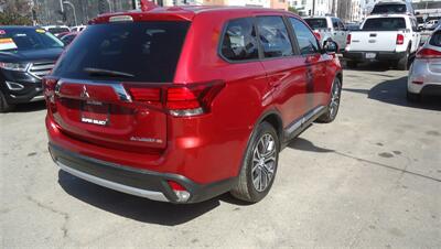 2017 Mitsubishi Outlander SE   - Photo 33 - Van Nuys, CA 91405