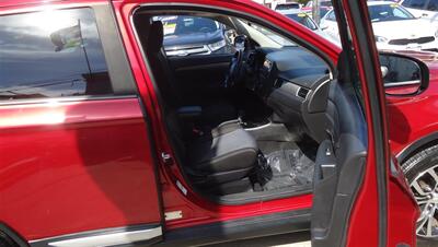 2017 Mitsubishi Outlander SE   - Photo 42 - Van Nuys, CA 91405