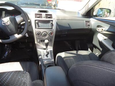 2013 Toyota Corolla S   - Photo 16 - Van Nuys, CA 91405