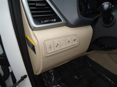 2016 Hyundai TUCSON Sport   - Photo 25 - Van Nuys, CA 91405