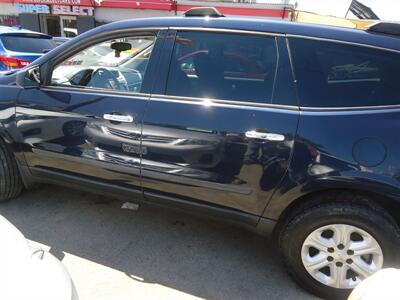 2017 Chevrolet Traverse LS   - Photo 12 - Van Nuys, CA 91405