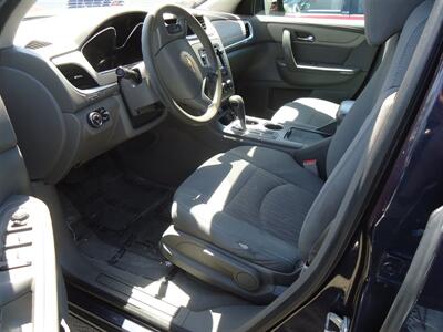 2017 Chevrolet Traverse LS   - Photo 16 - Van Nuys, CA 91405