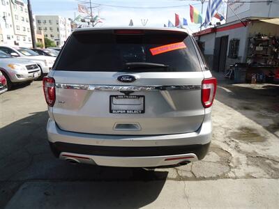 2016 Ford Explorer XLT   - Photo 10 - Van Nuys, CA 91405