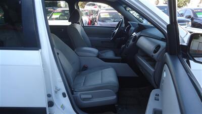 2013 Honda Pilot LX - Photo 17 - Van Nuys, CA 91405