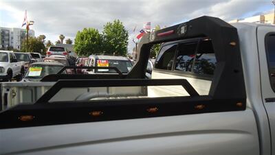 2003 Toyota Tacoma PreRunner V6   - Photo 12 - Van Nuys, CA 91405