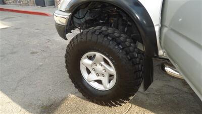 2003 Toyota Tacoma PreRunner V6   - Photo 21 - Van Nuys, CA 91405
