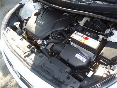 2016 Hyundai ACCENT L   - Photo 22 - Van Nuys, CA 91405