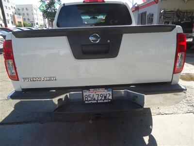 2016 Nissan Frontier S   - Photo 10 - Van Nuys, CA 91405