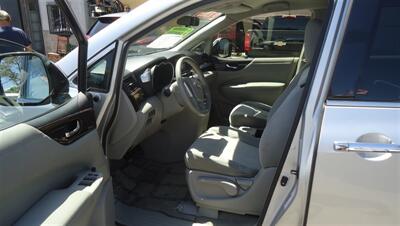 2012 Nissan Quest 3.5 S - Photo 19 - Van Nuys, CA 91405