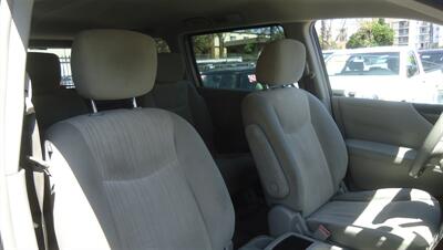 2012 Nissan Quest 3.5 S - Photo 15 - Van Nuys, CA 91405