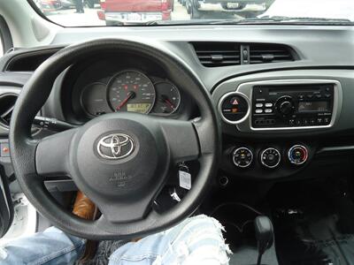 2014 Toyota Yaris 5-Door L Fleet   - Photo 25 - Van Nuys, CA 91405