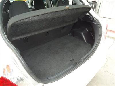 2014 Toyota Yaris 5-Door L Fleet   - Photo 12 - Van Nuys, CA 91405