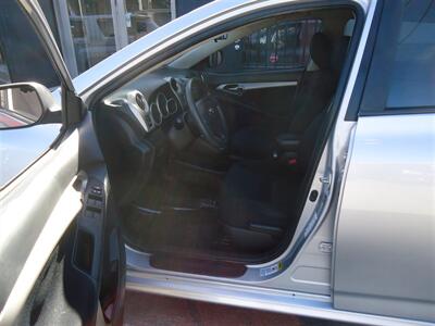 2010 Toyota Matrix   - Photo 16 - Van Nuys, CA 91405