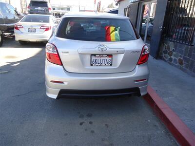 2010 Toyota Matrix   - Photo 8 - Van Nuys, CA 91405