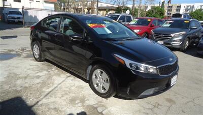 2018 Kia Forte LX   - Photo 2 - Van Nuys, CA 91405