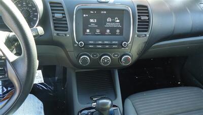 2018 Kia Forte LX   - Photo 22 - Van Nuys, CA 91405