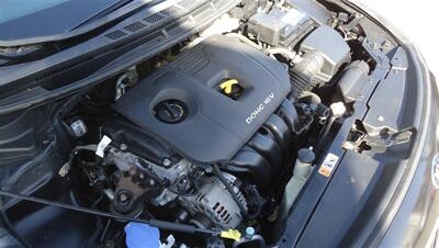 2018 Kia Forte LX   - Photo 25 - Van Nuys, CA 91405