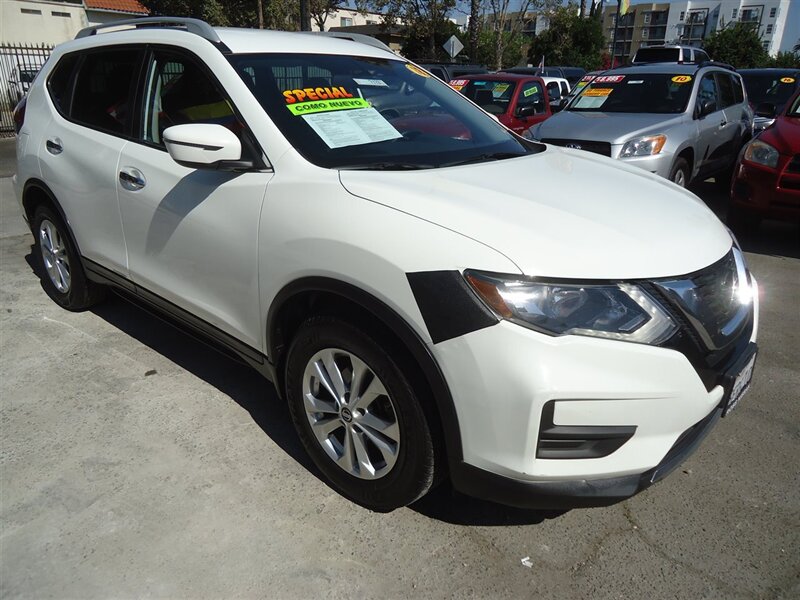 2018 Nissan Rogue S   - Photo 1 - Van Nuys, CA 91405
