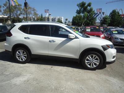 2018 Nissan Rogue S   - Photo 3 - Van Nuys, CA 91405