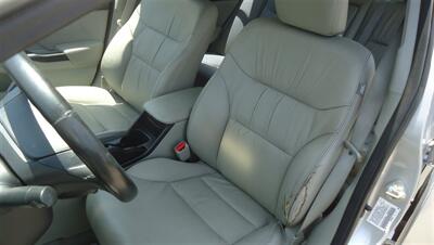2012 Honda Civic EX-L w/Navi   - Photo 15 - Van Nuys, CA 91405