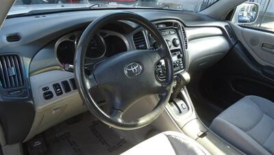 2003 Toyota Highlander - Photo 22 - Van Nuys, CA 91405