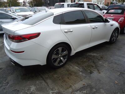 2020 Kia Optima S   - Photo 4 - Van Nuys, CA 91405