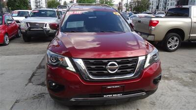 2020 Nissan Pathfinder SV   - Photo 2 - Van Nuys, CA 91405