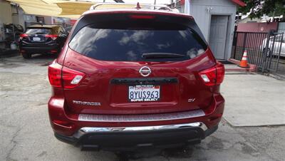 2020 Nissan Pathfinder SV   - Photo 9 - Van Nuys, CA 91405