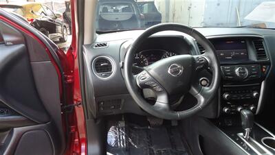 2020 Nissan Pathfinder SV   - Photo 23 - Van Nuys, CA 91405