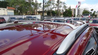 2020 Nissan Pathfinder SV   - Photo 10 - Van Nuys, CA 91405