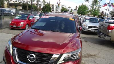 2020 Nissan Pathfinder SV   - Photo 5 - Van Nuys, CA 91405
