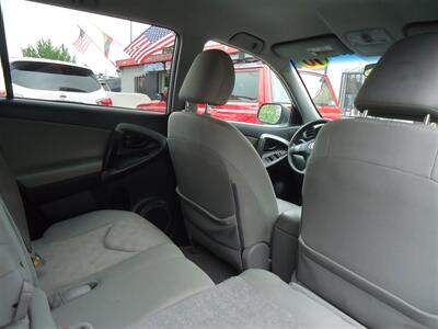 2010 Toyota RAV4 - Photo 14 - Van Nuys, CA 91405