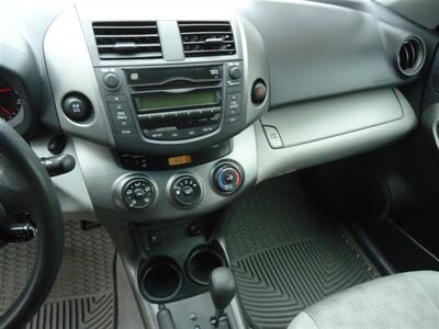 2010 Toyota RAV4 - Photo 20 - Van Nuys, CA 91405