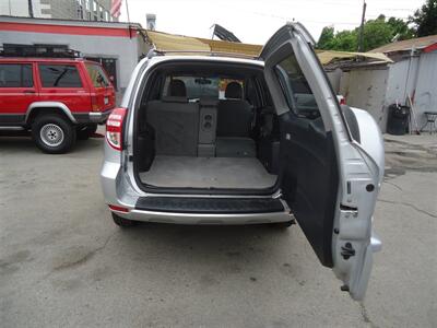 2010 Toyota RAV4 - Photo 10 - Van Nuys, CA 91405