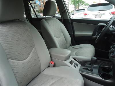 2010 Toyota RAV4 - Photo 16 - Van Nuys, CA 91405