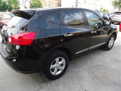 2013 Nissan Rogue S   - Photo 4 - Van Nuys, CA 91405