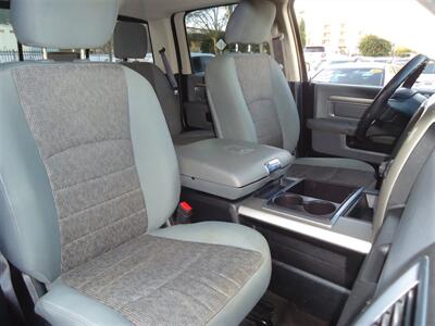 2015 RAM 1500   - Photo 13 - Van Nuys, CA 91405