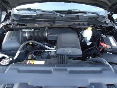 2015 RAM 1500   - Photo 22 - Van Nuys, CA 91405