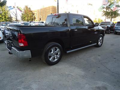 2015 RAM 1500   - Photo 4 - Van Nuys, CA 91405