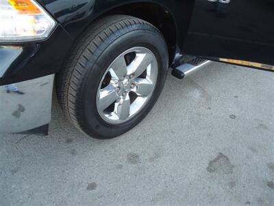 2015 RAM 1500   - Photo 24 - Van Nuys, CA 91405