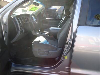 2013 Toyota Sequoia SR5   - Photo 18 - Van Nuys, CA 91405