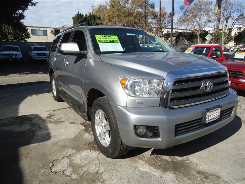 2013 Toyota Sequoia SR5   - Photo 1 - Van Nuys, CA 91405