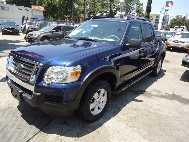 2007 Ford Explorer Sport Trac XLT   - Photo 1 - Van Nuys, CA 91405