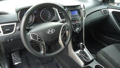 2016 Hyundai ELANTRA GT - Photo 19 - Van Nuys, CA 91405