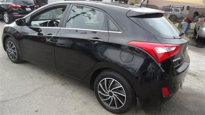 2016 Hyundai ELANTRA GT - Photo 9 - Van Nuys, CA 91405