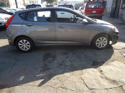 2016 Hyundai ACCENT SE   - Photo 2 - Van Nuys, CA 91405