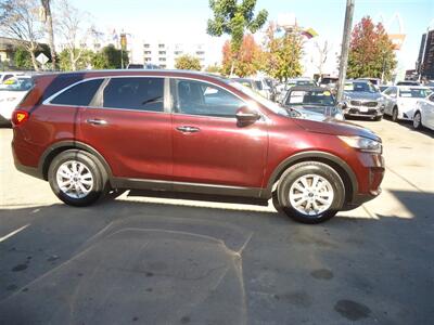 2020 Kia Sorento LX V6 - Photo 3 - Van Nuys, CA 91405