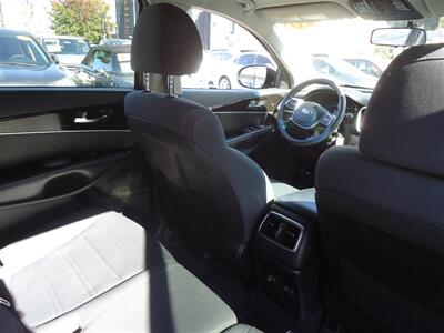 2020 Kia Sorento LX V6 - Photo 14 - Van Nuys, CA 91405